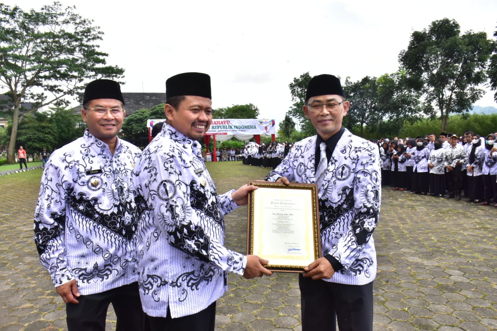 Upacara HUT PGRI