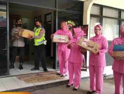 Ringankan Beban Pengungsi, Polsek Cileunyi Distribusikan Bantuan ke Cianjur
