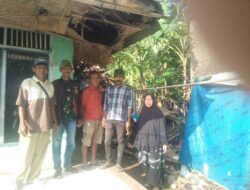 Lapuk Dimakan Usia, Rutilahu di Kaduwulung Sumedang Direhab Total Secara Swadaya