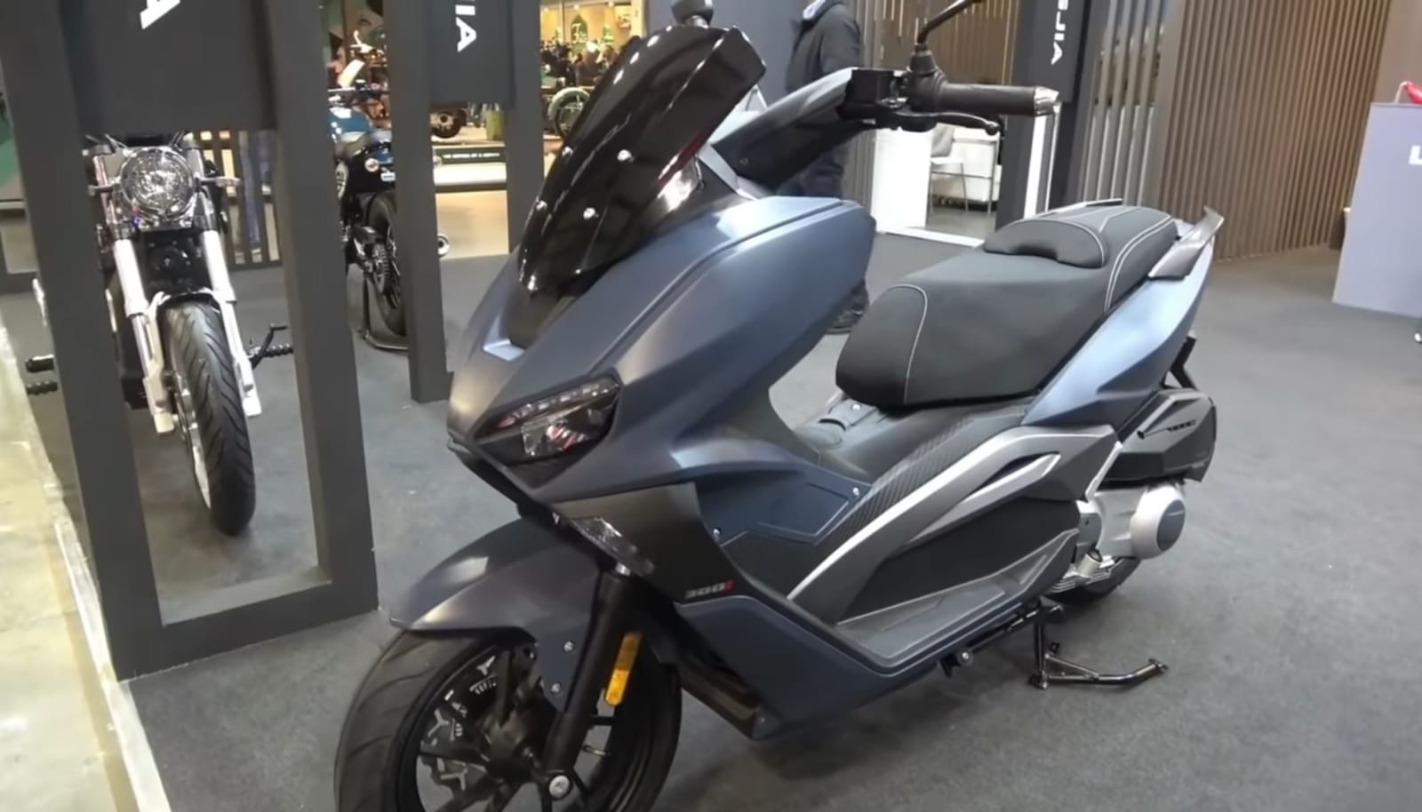 V Max 175