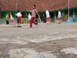 Gempa Guncang Sukabumi, Siswa SD di Sumedang Berhamburan Keluar Kelas