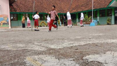 Gempa Guncang Sukabumi, Siswa SD di Sumedang Berhamburan Keluar Kelas