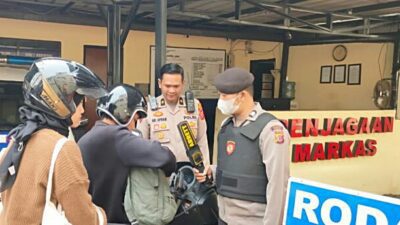 Pasca Aksi Bom Bunuh Diri, Masuk Polres Cimahi Pengujung Diperiksa Metal Detector