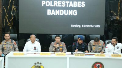Kenaikan Pangkat Korban Bom Meninggal