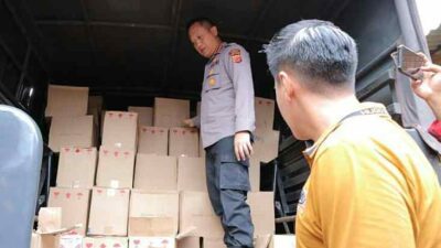 Gerebek Gudang Miras di Rancaekek, Polisi Sita 8.400 Botol Siap Jual