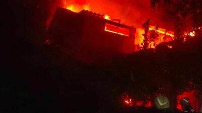 Rumah di Cibabat Hangus Terbakar, Damkar Selidiki Penyebabnya