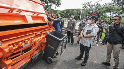 Cegah Bandung Jadi Lautan Sampah, Ini Langkah DLH