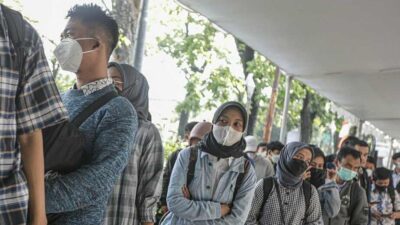 Ribuan Pencari Kerja Serbu Job Fair dari IKA Unpad di Graha Manggala Siliwangi