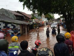 Jatinangor-Cimanggung Sumedang Dikepung Banjir, Imbas Mengamuknya Sungai Cimande dan Cikeruh