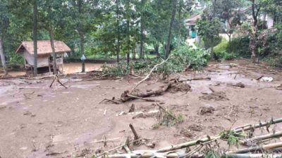 Korban Terdampak Banjir Bandang