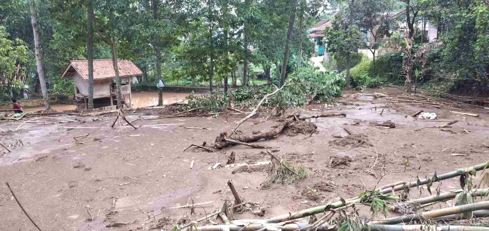 Korban Terdampak Banjir Bandang