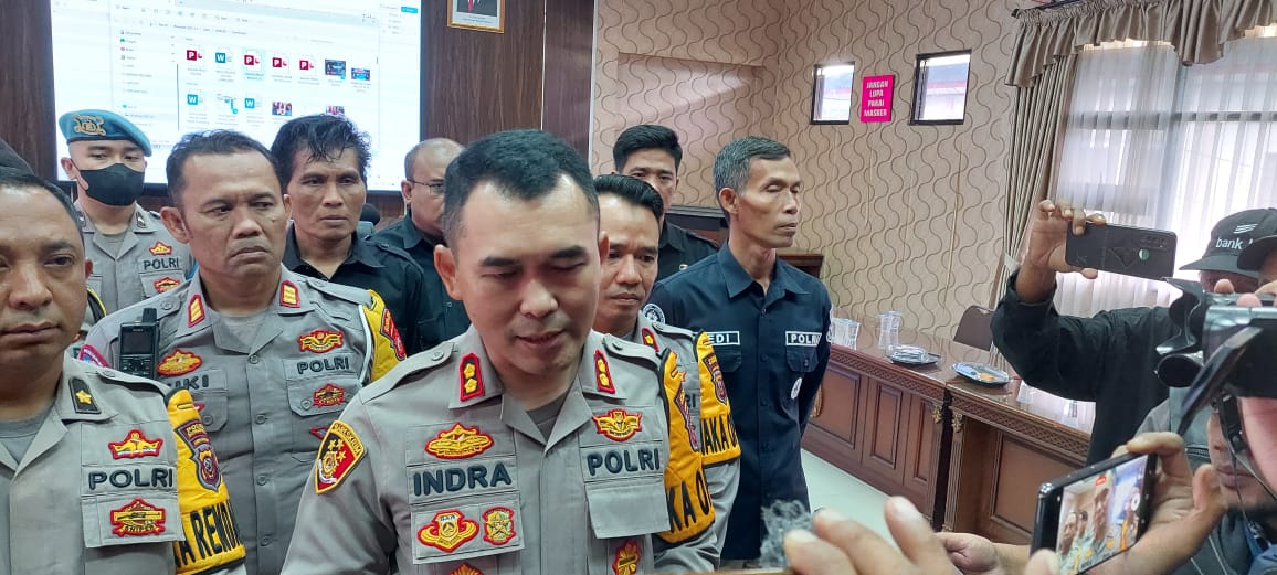 Malam pergantian tahun baru
