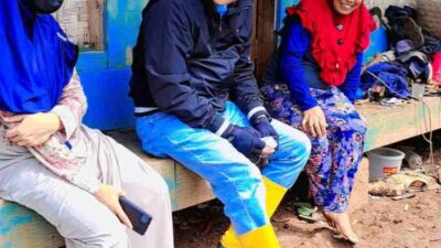 Pastikan Warga Miskin Terima Bansos dan Kesehatan Gratis, Legislator di Sumedang Blusukan ke Daerah Terpencil