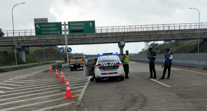 Tol Cisumdawu Pamulihan-Cimalaka dibuka