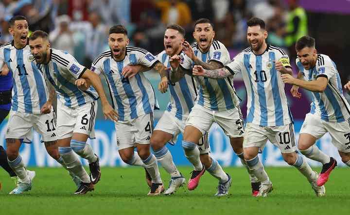 Kroasia dan Argentina ke Semifinal
