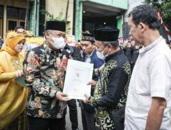 Tuntaskan Janji Politik, Wali Kota Bandung Masifkan Sertifikasi Tanah Tempat Ibadah