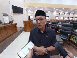 Anggota DPRD Sumedang Sikapi Fenomena Permainan Lato-lato