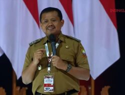 Jadi Pembicara Diskusi Panel di Deretan Menteri, Bupati Ini Jadi Sorotan