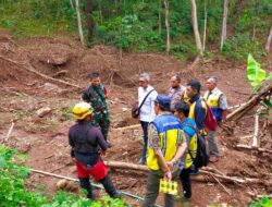 Waspada Bencana, Polres Sumedang bersama BBWS Citarum Tinjau Lokasi Longsor di Sawahdadap