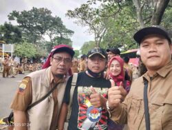 Dukung Aspirasi, Salah Satu Kades di Sumedang Ini Antar Langsung Perangkat Desanya ke Jakarta