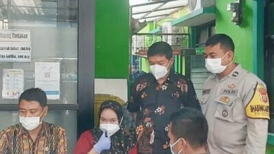 Warga di Vaksin Booster Kedua