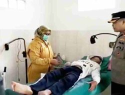 Respons Cepat, Kapolsek Baleendah Turun Langsung Antar Warga Sakit