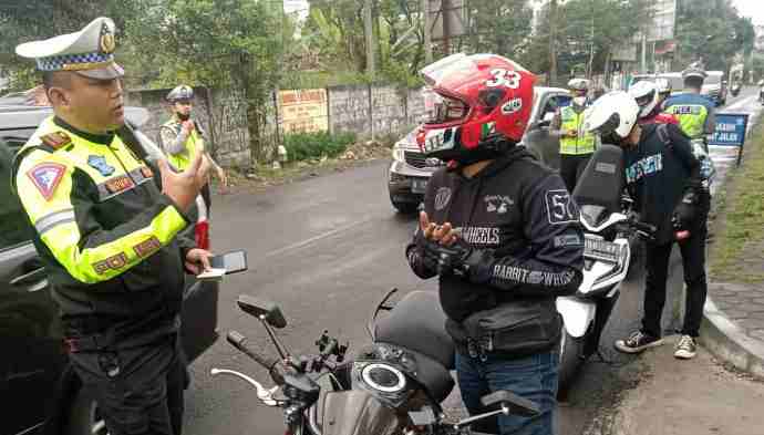Motor Knalpot bising