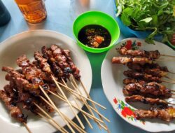Lezatnya Sate Ma Oon di Paseh Sumedang yang Melegenda