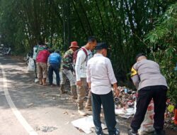Meski Sudah Dibersihkan TNI Polri dan Warga, Sampah Terlihat Lagi di Jalan Sumedang Ini