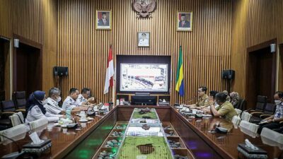 Kereta Api Lokal Bandung Raya Bakal Berubah Jadi Kereta Rel Listrik