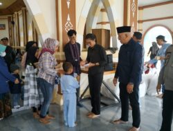 Peringati Isro Mi’raj, Janspark Sumedang Berbagi Sembako Bagi Anak Yatim