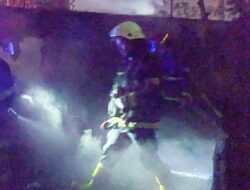 Warung Kopi dan Bengkel Tambal Ban di Pameungpeuk Ludes Terbakar