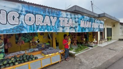 Pedagang Buah
