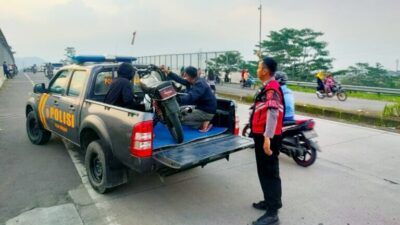 Jadi Arena Balap Liar, Polisi Jaga Ketat Exit Tol Soroja