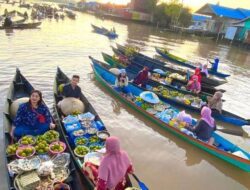 Pasar Terapung Lok Baintan Salah Satu Tempat Wisata yang Bisa Kalian Kunjungi Ketika Ada di Kalimantan Selatan