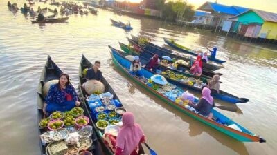 Pasar Terapung Lok Baintan Kalimantan Selatan