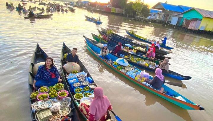 Pasar Terapung Lok Baintan Kalimantan Selatan
