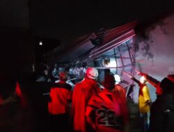 Belasan Rumah di Tanjungsari Sumedang Rusak Diterjang Angin Puting Beliung