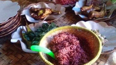 Sambel Pedo dan Nasi Merah