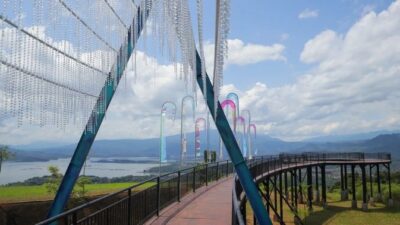 Tempat Ngabuburit di Waduk Jatigede