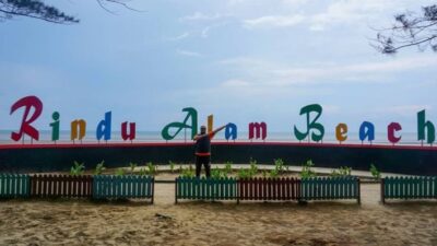 Pantai Rindu Alam, Wisata Populer di Daerah Tanah Bumbu, Kalimantan Selatan