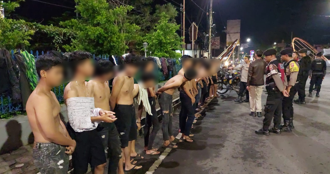 perang sarung
