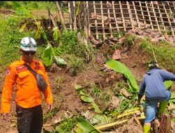 Pergerakan Tanah Ancam Dua Rumah dan Pesawahan di Desa Banjarsari Sumedang