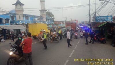 Antisipasi Kemacetan dan Gangguan Kamtibmas, Polsek Tanjungsari Sumedang Patroli Ngabuburit