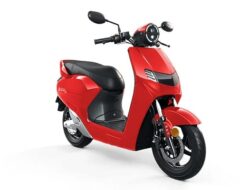 Bounce Infinity E1, Motor Listrik Super Canggih yang Dibandrol dengan Harga Terjangkau