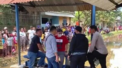 Jasad Bayi Ditemukan di Sungai Cikaro Majalaya, Polisi Lakukan Penyelidikan