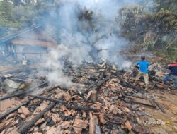 Tabung Gas 3 Kg Meledak, Rumah dan Dua Motor di Bangbayang Sumedang Hangus Terbakar