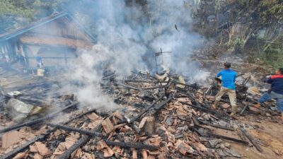 Tabung Gas 3 Kg Meledak, Rumah dan Dua Motor di Bangbayang Sumedang Hangus Terbakar