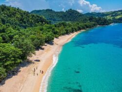 Pantai Kemala Beach, Destinasi Wisata Terbaik di Kalimantan Timur dengan Pemandangan Indah