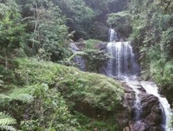 Curug Gorobog, Destinasi Wisata Populer di Sumedang dengan Air Terjun yang Indah dan Alam yang Asri
